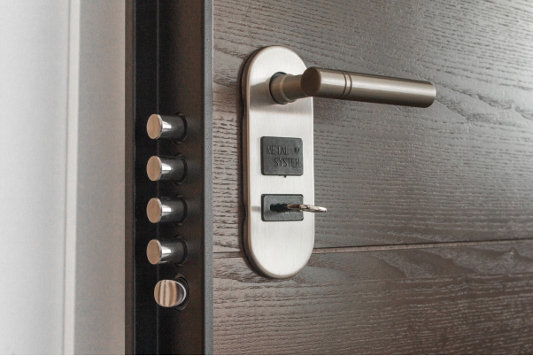 How to get best locksmith services for lockout situations?